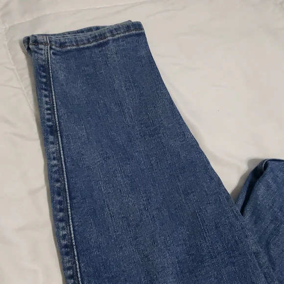 Hudson Jeans - Picture 3 of 8